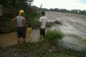 Banjir terjang Lahat,...