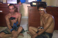 Pura-pura jual karpet,...