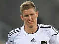 Schweini absen lawan...