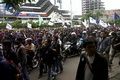 Demo bubar, jalanan...