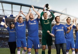 Hore.., Chelsea sambangi...