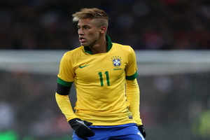 Neymar tertarik jajal...