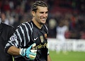 Pinto pemain keempat...