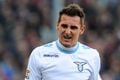 Klose hampir bergabung...