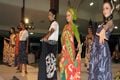 Furniture dan batik...