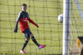 Putra pertama Beckham...