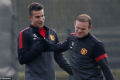 Van Persie gampang dikerjai,...