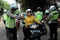 Terapkan genap ganjil,...