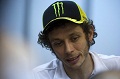 Rossi keluhkan cuaca...