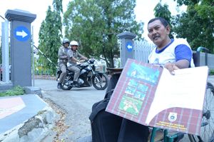 Cacat, Simon keliling...