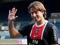 Maxwell tak ingin PSG...