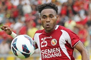 Debut manis Semen Padang...