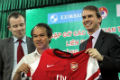 Arsenal sambangi Vietnam