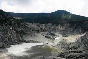 Status Tangkubanparahu...