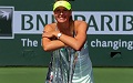 Sharapova geser posisi...