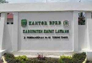 Disebut daerah tertinggal,...