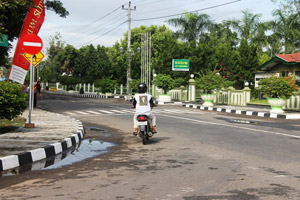 Jalur satu arah Alun-alun...
