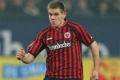 Bek sayap Frankfurt...