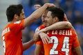 Sociedad gagal raup...