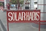 Solar langka, pengusaha...