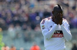 Lecehkan wasit, Balotelli...