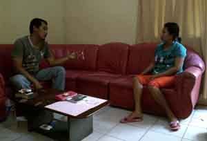 Bantu suami jual narkoba,...