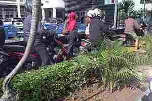 Hindari macet, ratusan...