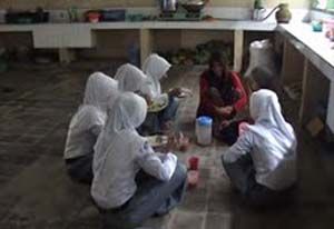 Hadapi UN, puluhan siswa...