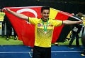 Gundogan bermimpi main...