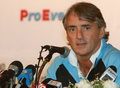 Mancini sadar diambang...