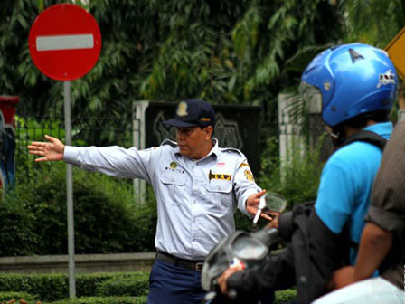 Dishub DKI terjunkan...