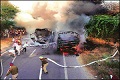 Tabrakan bus & truk,...