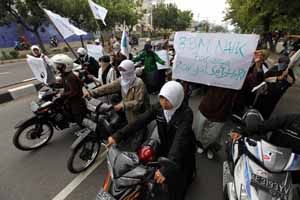 Demo BBM, mahasiswa...