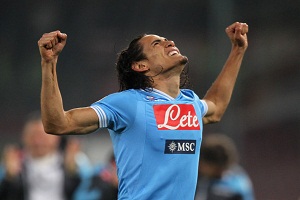 Masa depan Cavani berada...