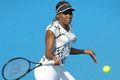 Venus tersingkir, Errani...