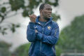 Lawan Belanda, Jacksen...
