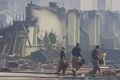 Hotel terbakar, 4 pemadam...