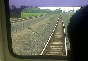 Pembebasan rel ganda...