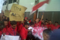 Ratusan pencatat meter...