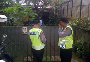 Rumah orang tua Wakil...