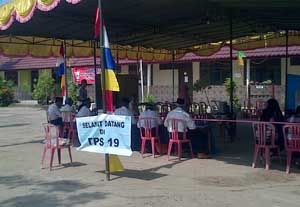 Warga Palembang antusias...