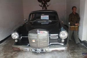 Tiga mobil Bung Karno...