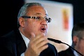 Protes presiden, menteri...