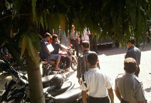 Rekonstruksi, keluarga...