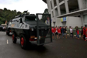 Pengamanan sepak bola...
