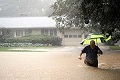 Banjir di Paraguay memaksa...