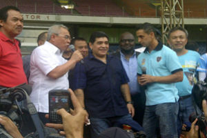 Coaching Clinic batal,...