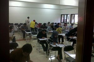 Lulus SIMAK UI, Maba...