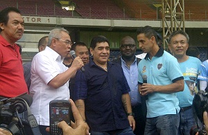 Maradona: Jangan campuri...