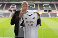 Jonjo Shelvey resmi...